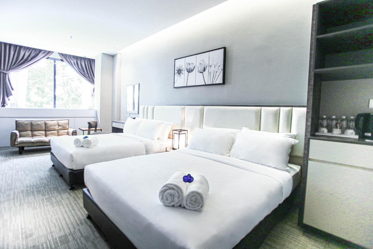 Fives Hotel Dnp Johor Bahru Zewnętrze zdjęcie